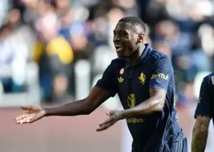 جلسه فوری سه جانبه برای انتقال مهاجم فرانسوی