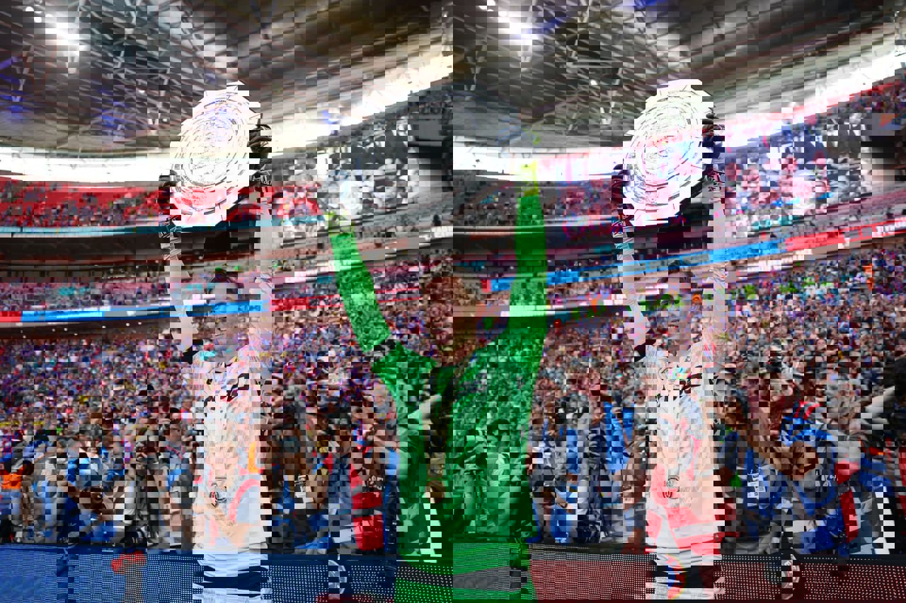 2215482