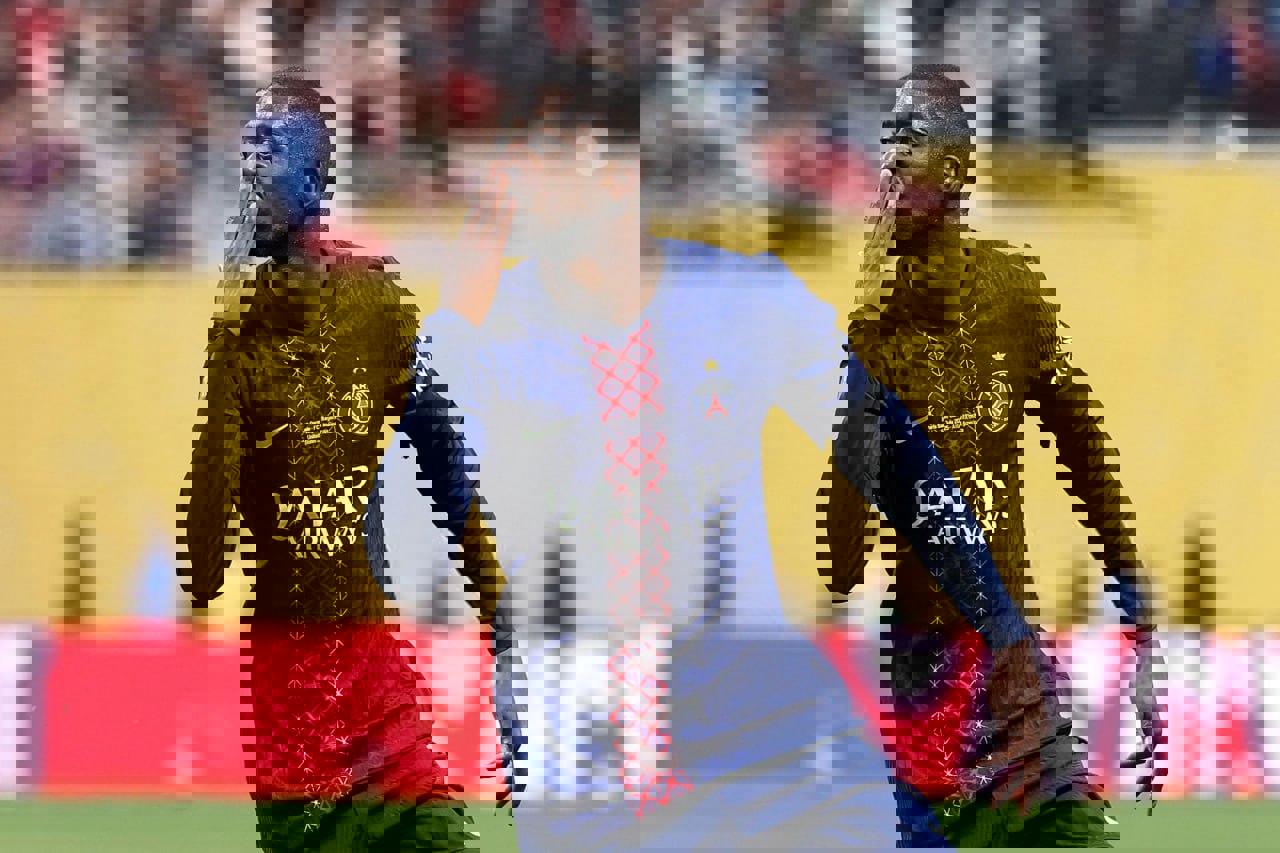 2215498