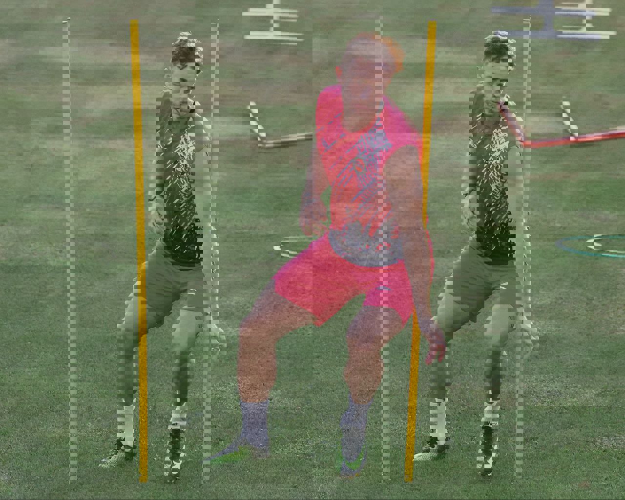 2215572