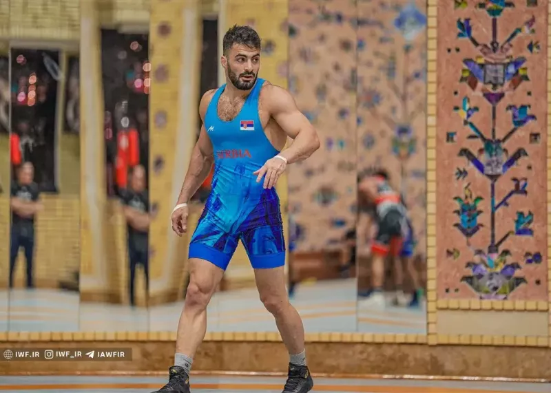 مهمان غیرمنتظره تمرین ستاره های فرنگی (عکس)