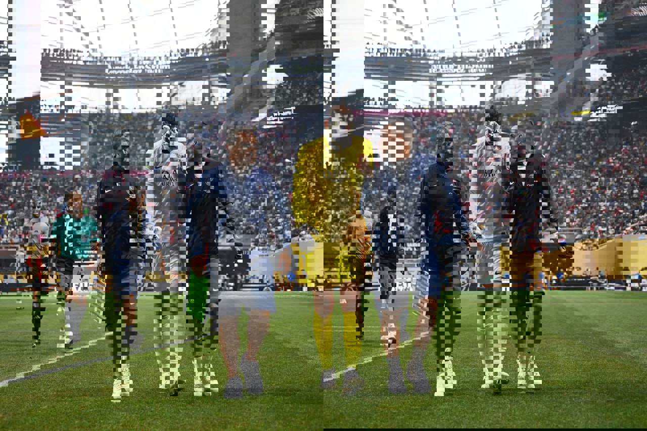 2216072