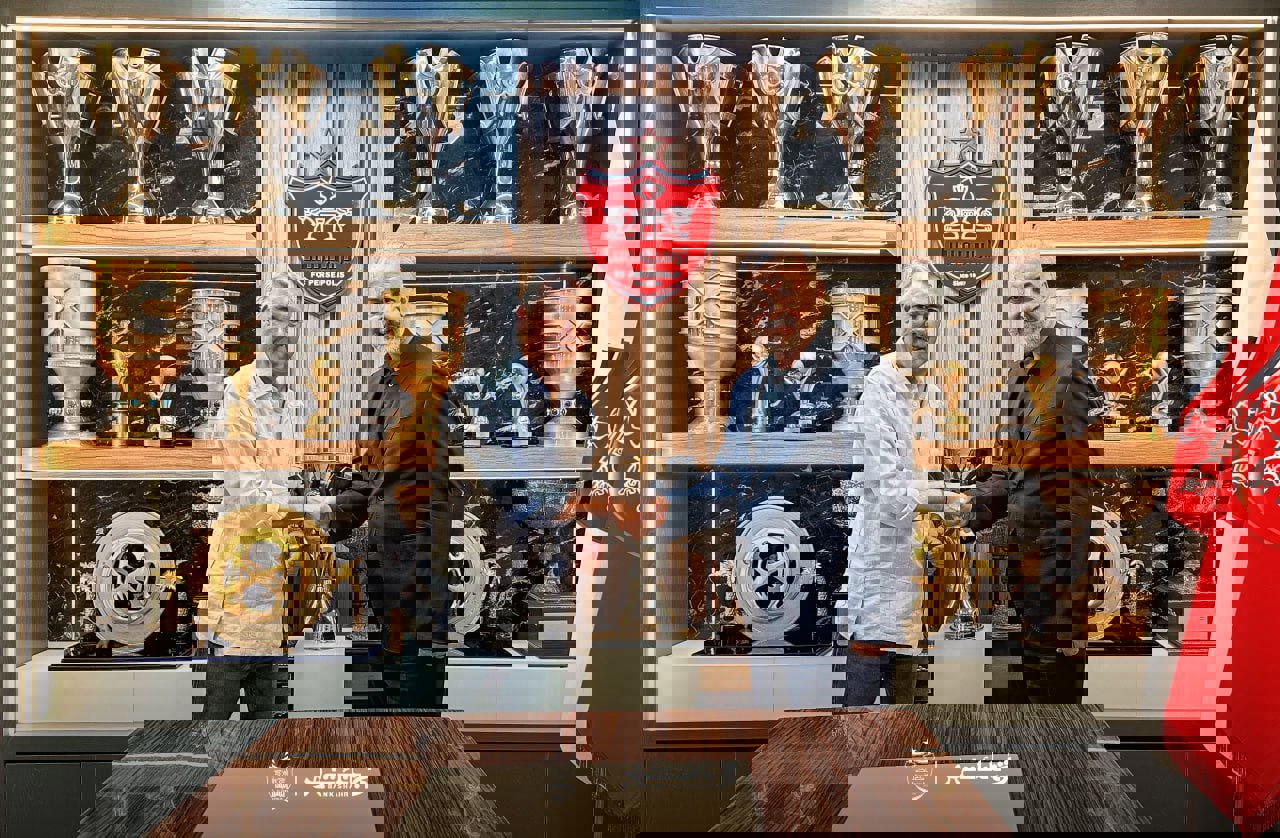 2216016