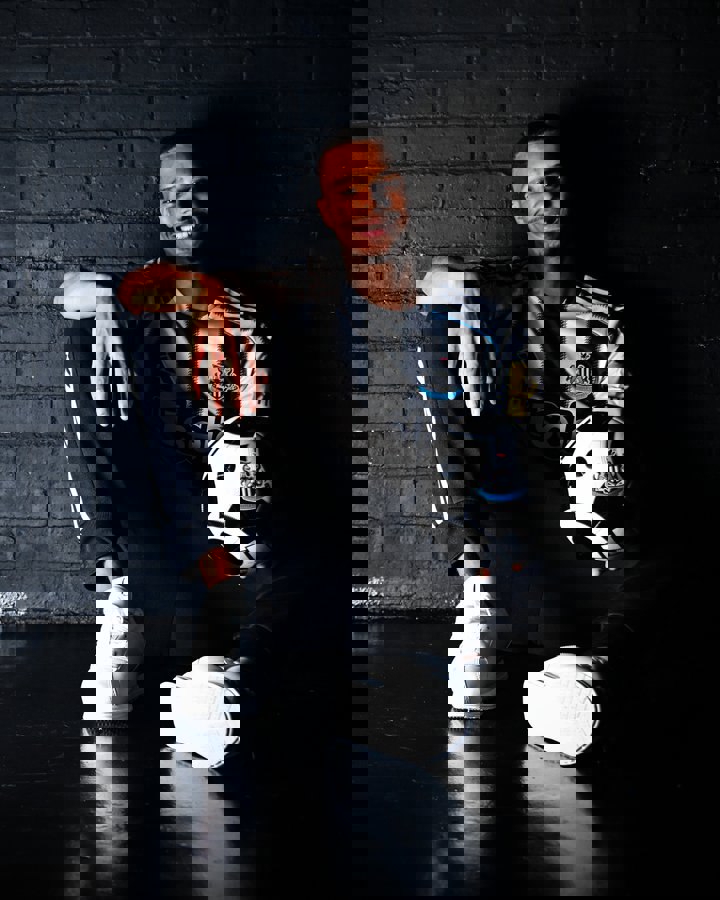 2216100