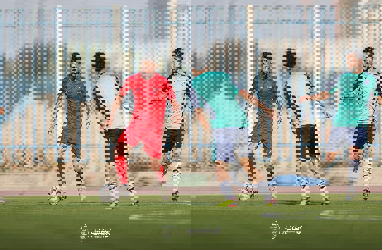 2216228