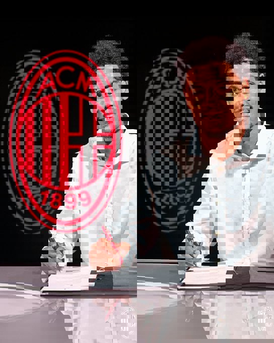 2216268