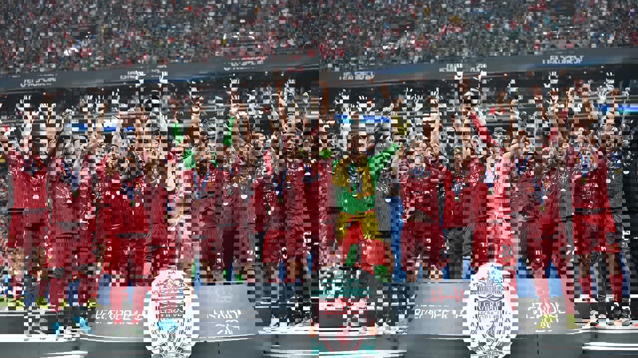2216271