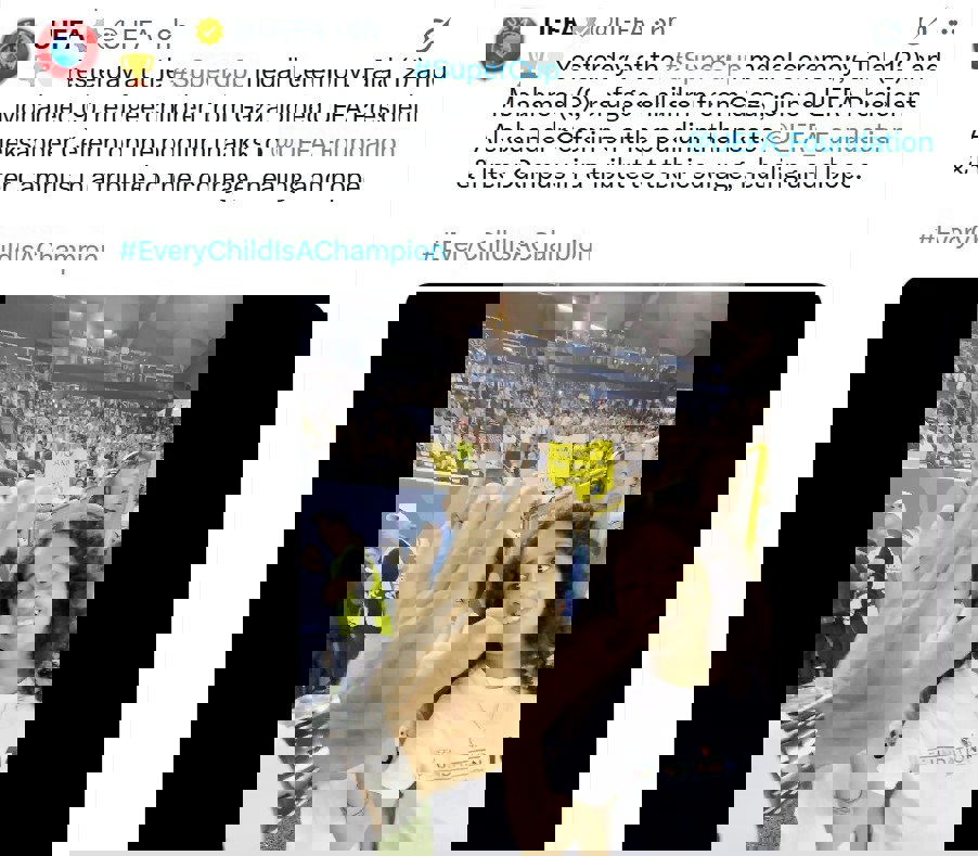 2216438