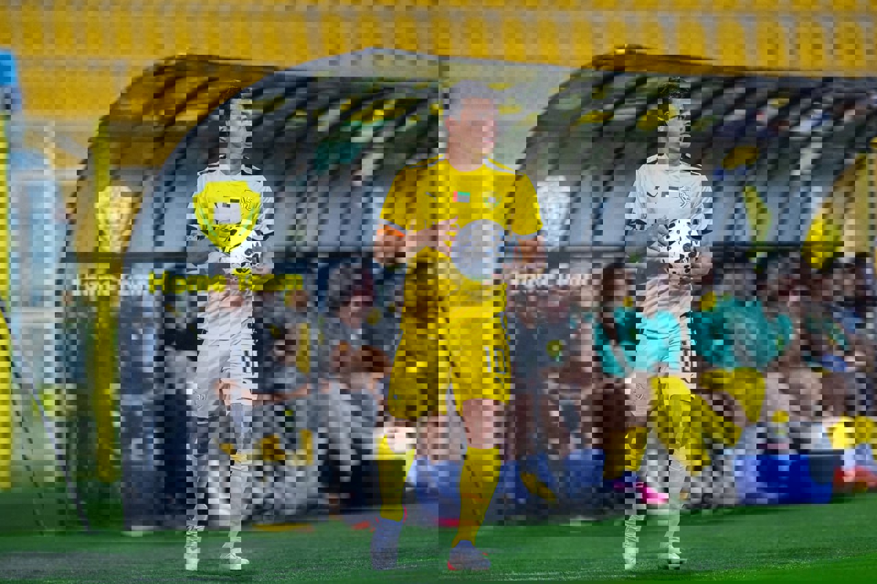 2216564