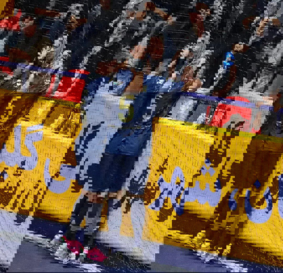 2216628
