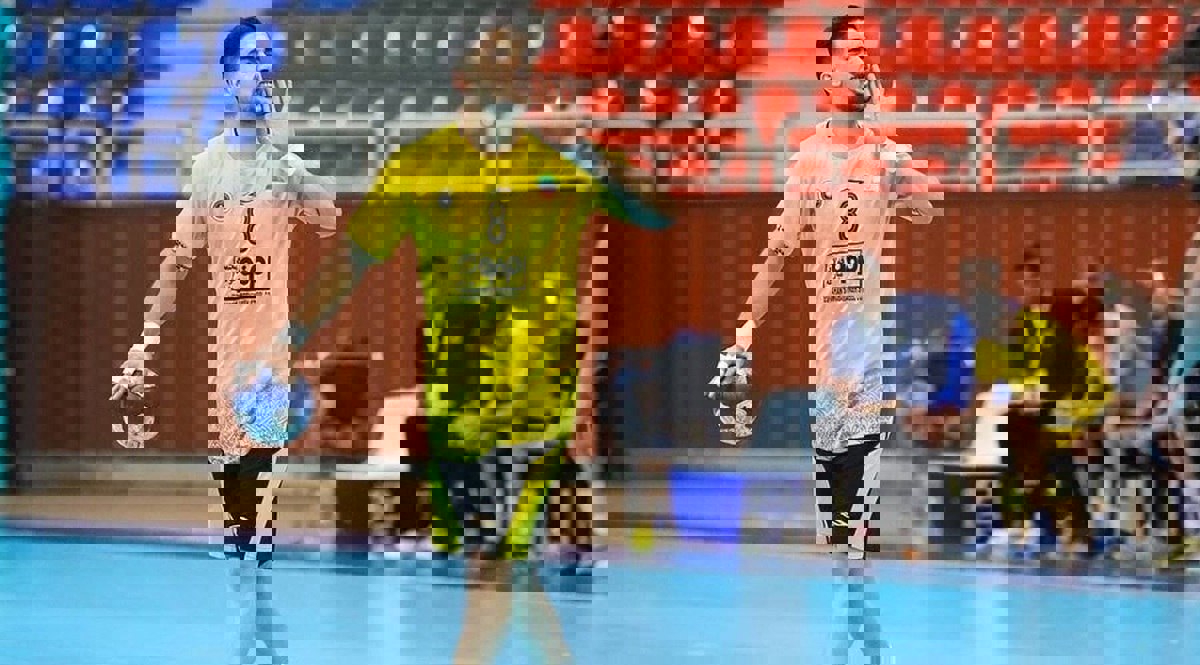 2216751