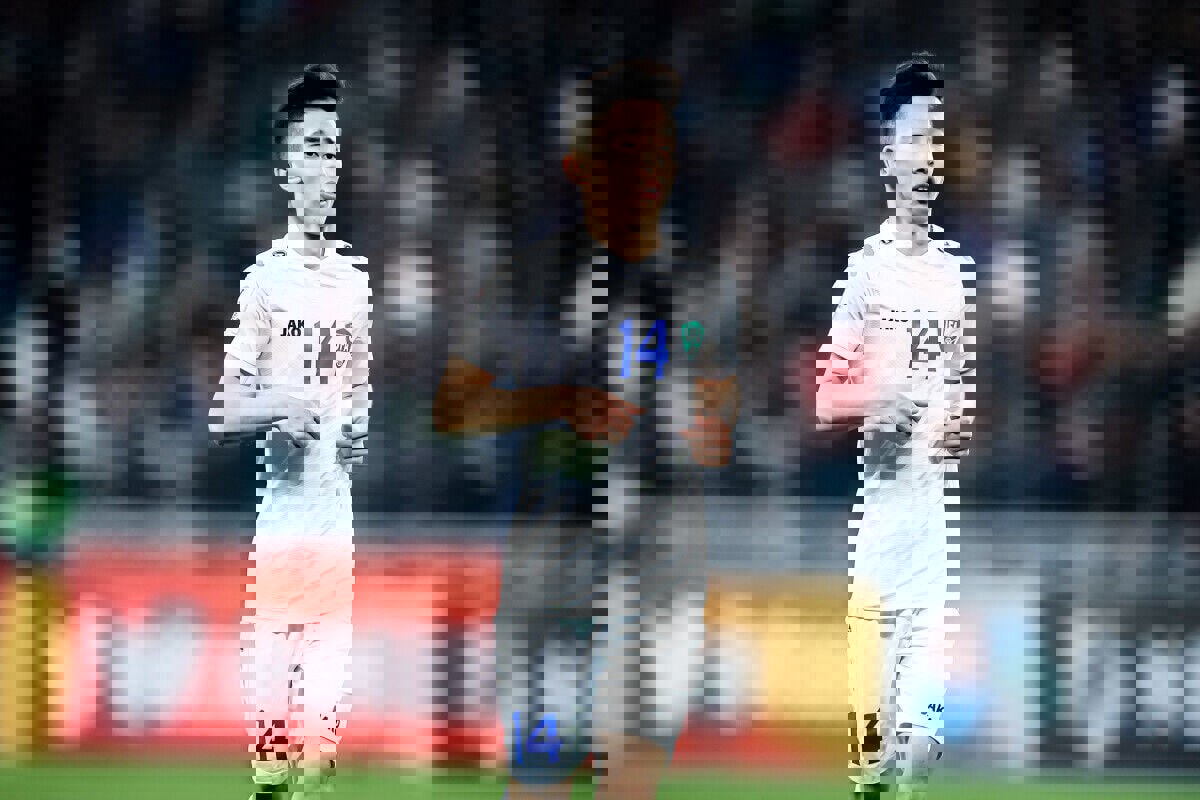 2216891