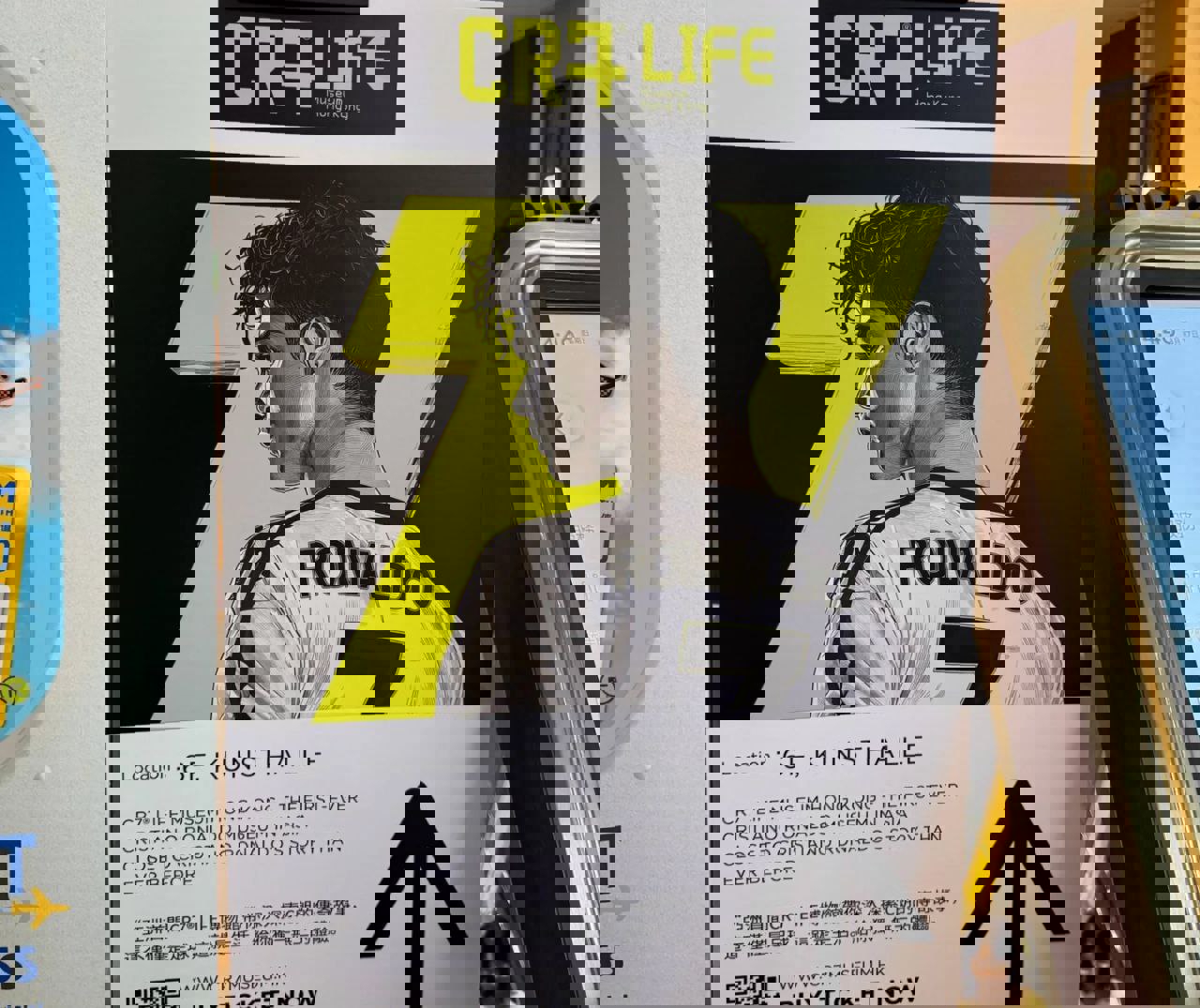 2217323