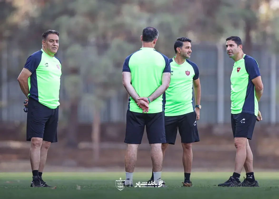 وحید هاشمیان از بازیکنان پرسپولیس تقدیر کرد