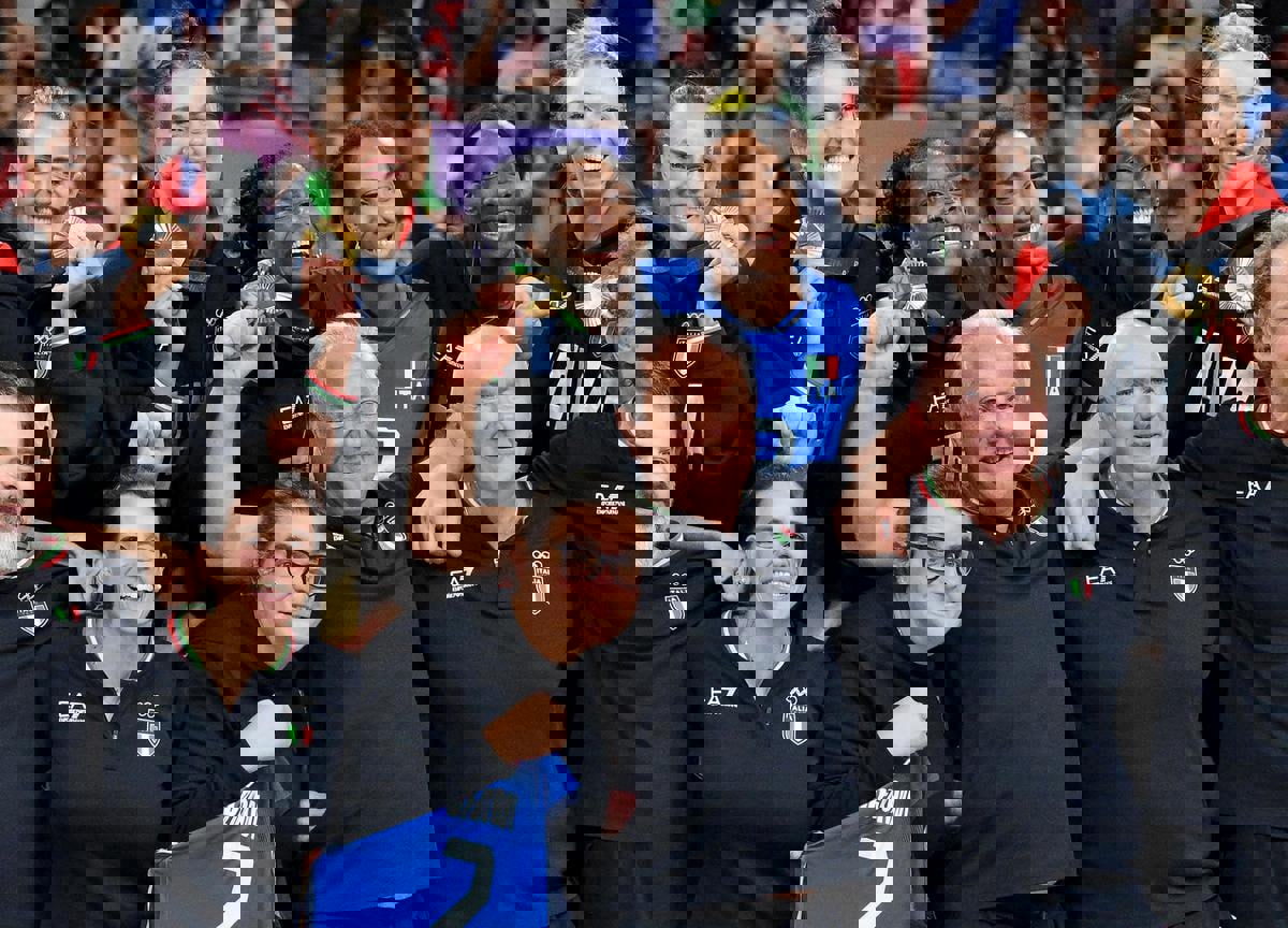 2217402