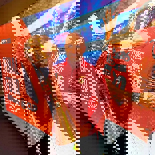 2217621