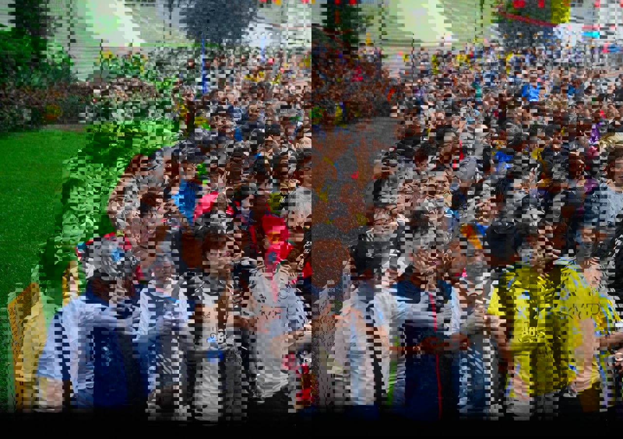 2217854