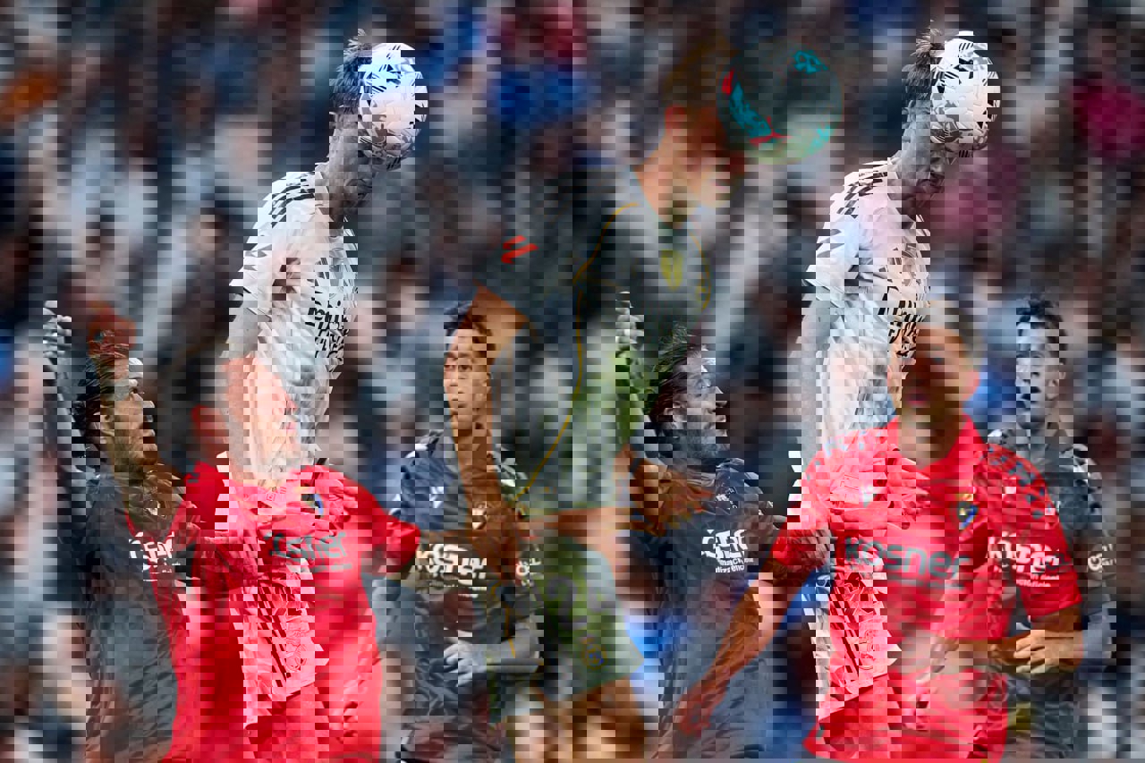 2218055