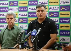 خلیفه اصل: شرمنده هواداری که هزار کیلومتر آمد!