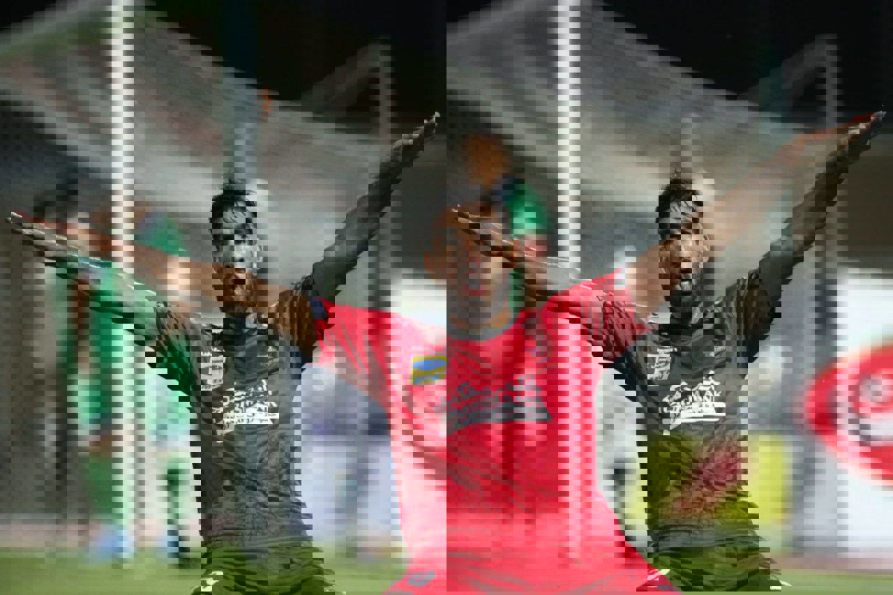 2218180