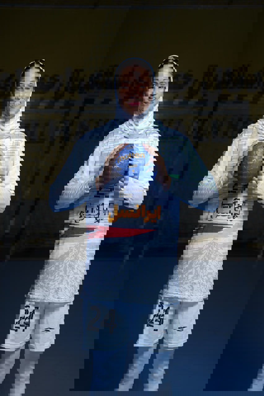 2218189