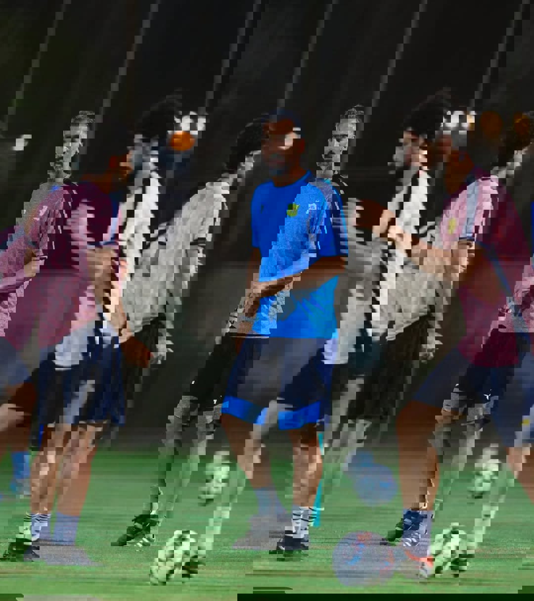 2218368