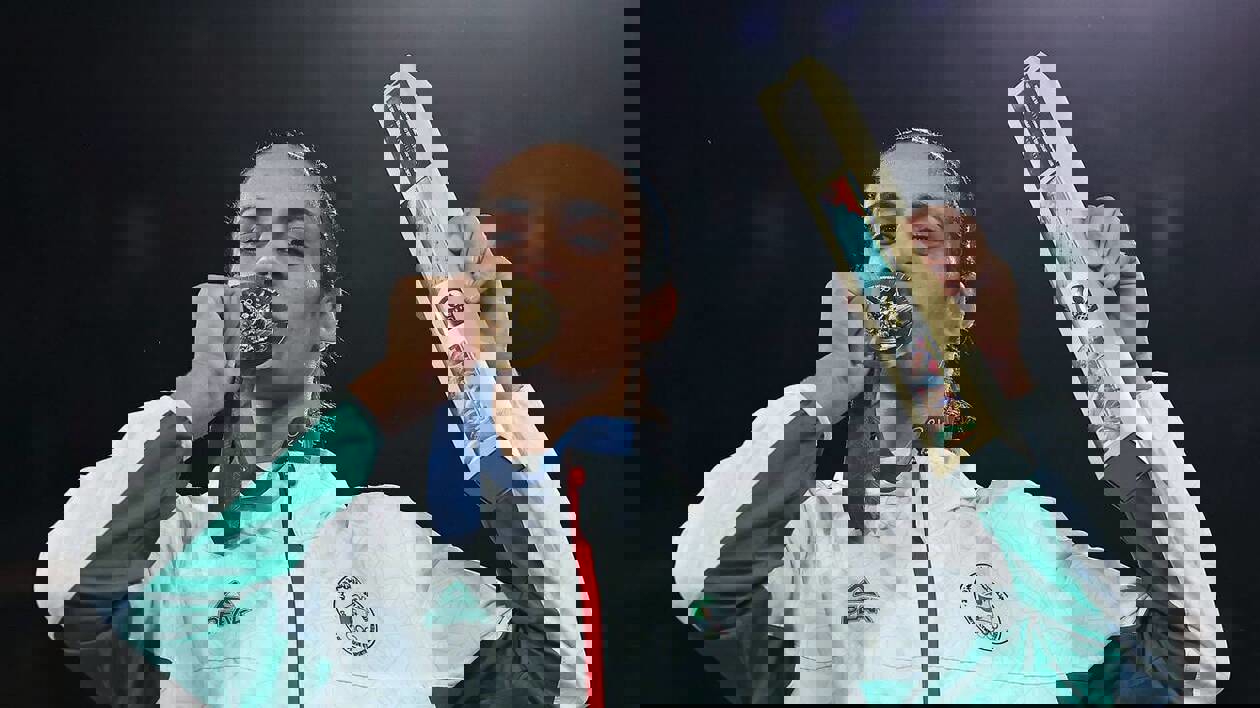 2218381