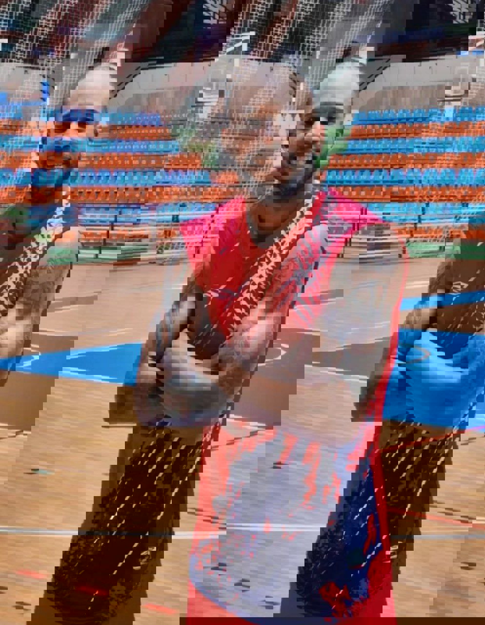 2218495