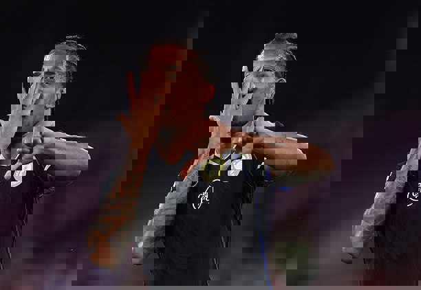 2218732