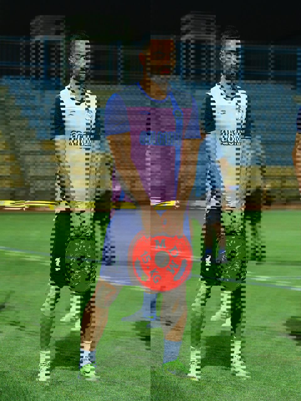 2218954