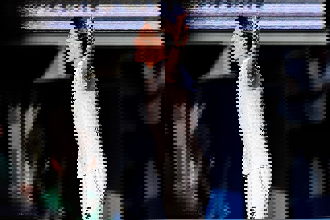 2218971