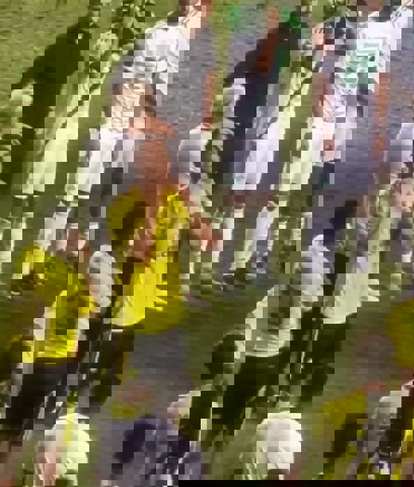 2219227