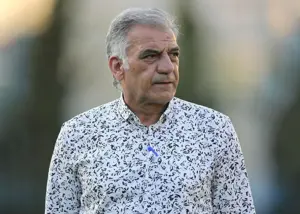 مدیران سابق در حد حرف همراه استقلال نباشند