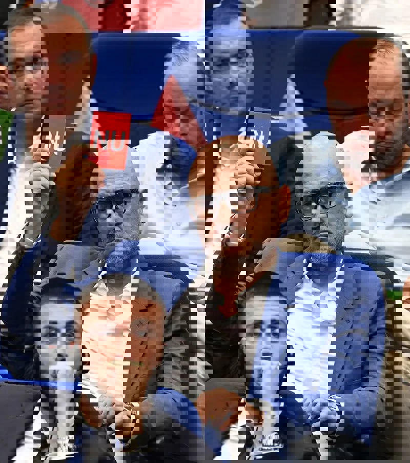 2219280