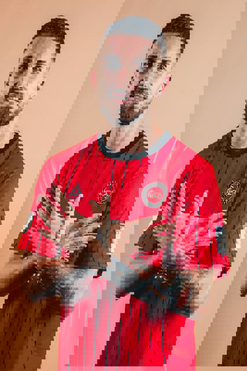 2219264