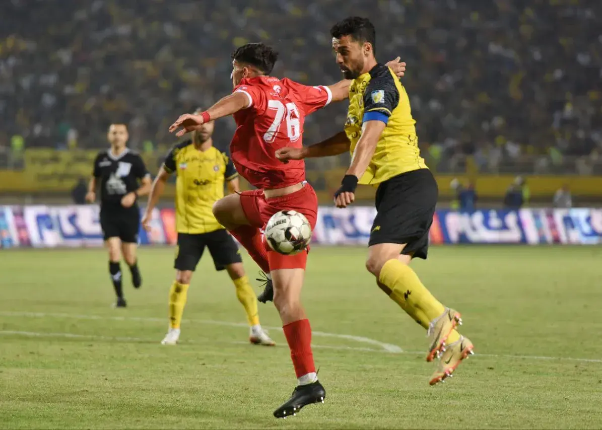 ستاره سهیل در نیمکره راست پرسپولیس!