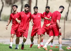 نیمکت پرستاره پرسپولیس در نقش جهان
