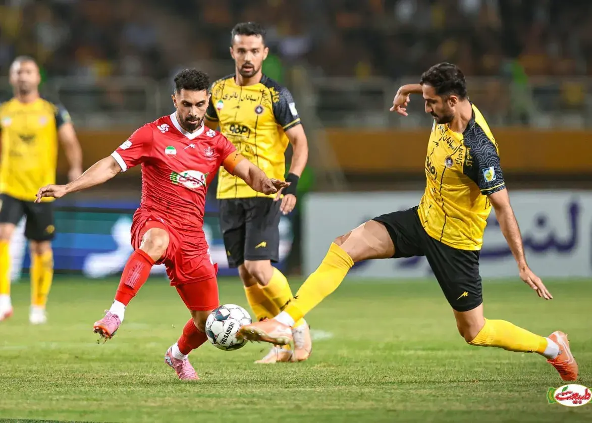 گزارش زنده: سپاهان۰ -پرسپولیس 1