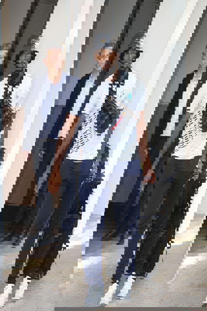 2219941