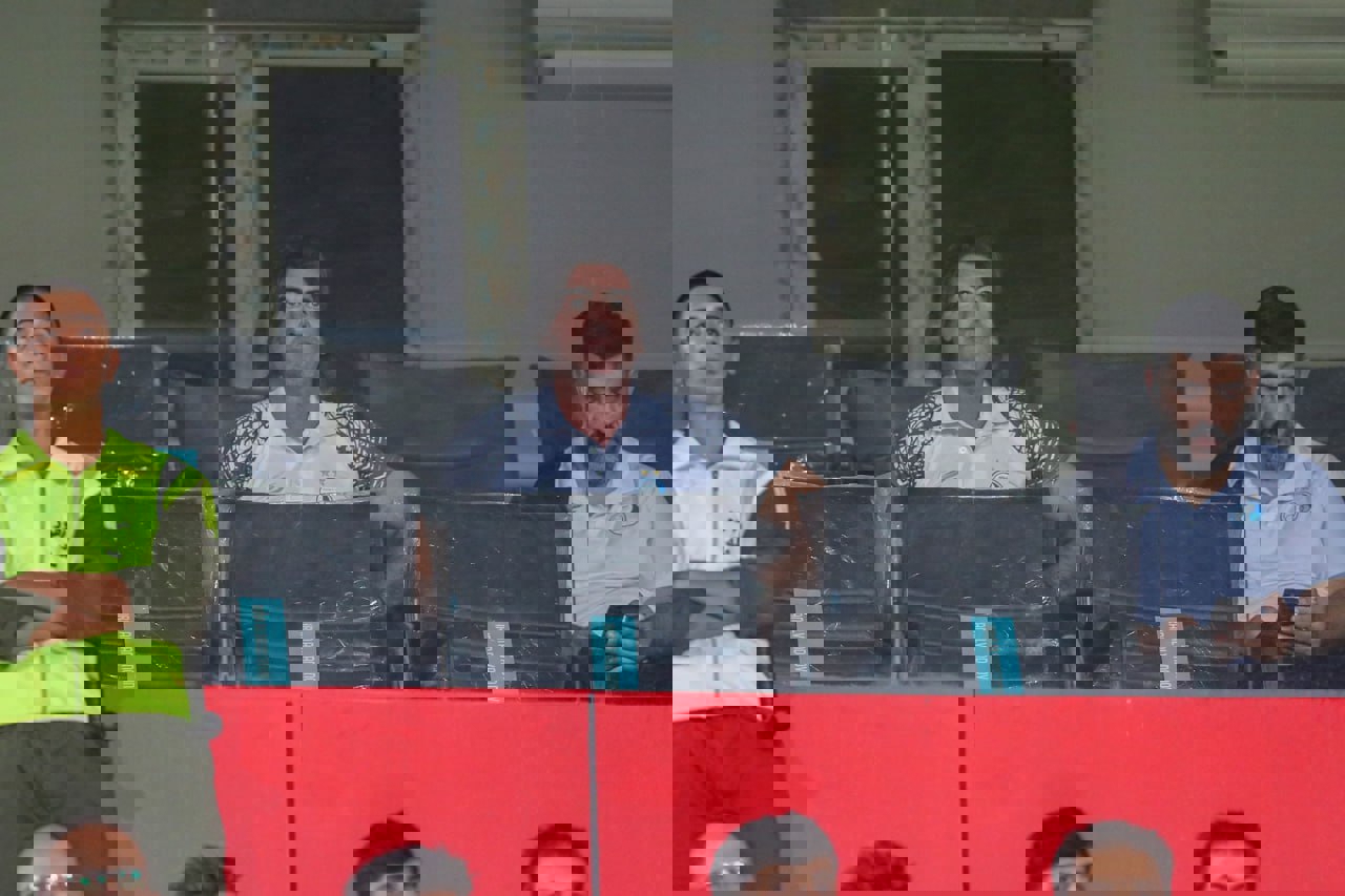 2219979