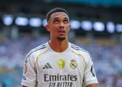 موش کثیف به لیورپول خوش آمدی! (عکس)