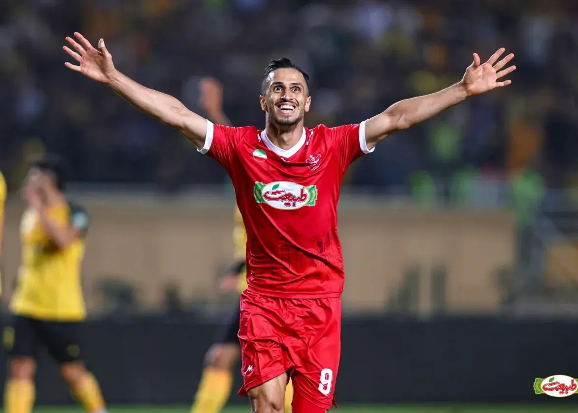 اولین گام آقای گل پرسپولیس برای ویزای آمریکا