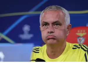 از پیش بازنده: جنجال مورینیو در کنفرانس خبری