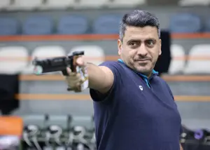 جواد فروغی قهرمان تیراندازی آسیا شد