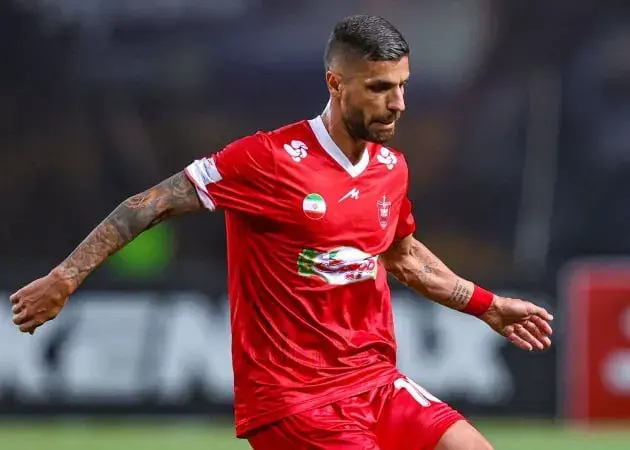 نسخه شماره ده پرسپولیس پیچیده شد