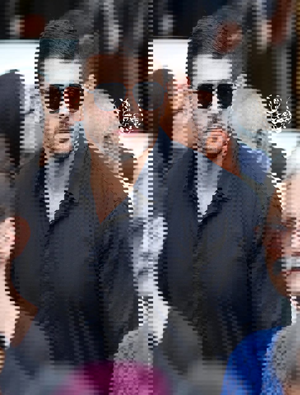 2220418
