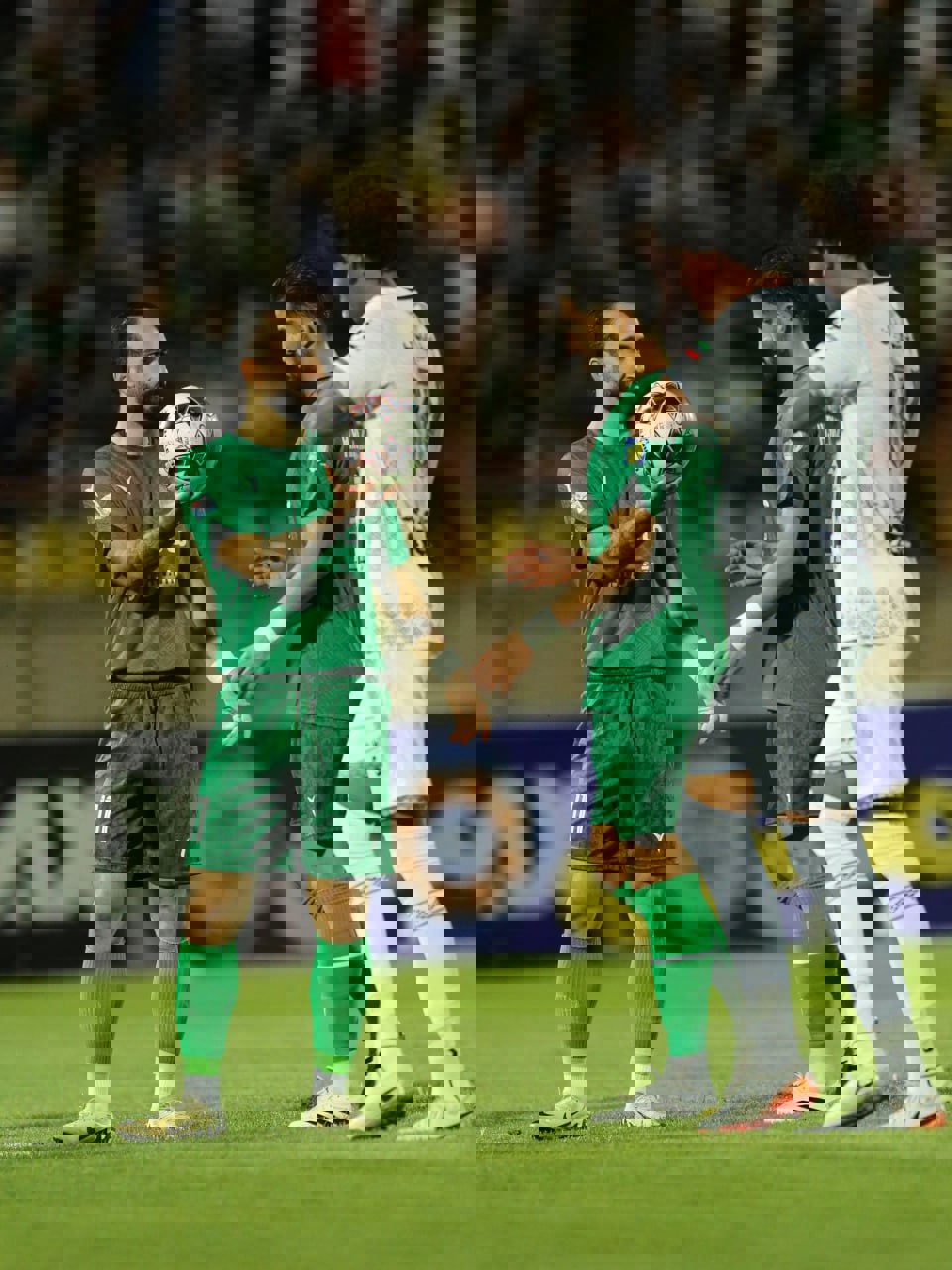 2220519