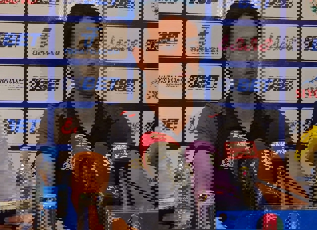 2220541