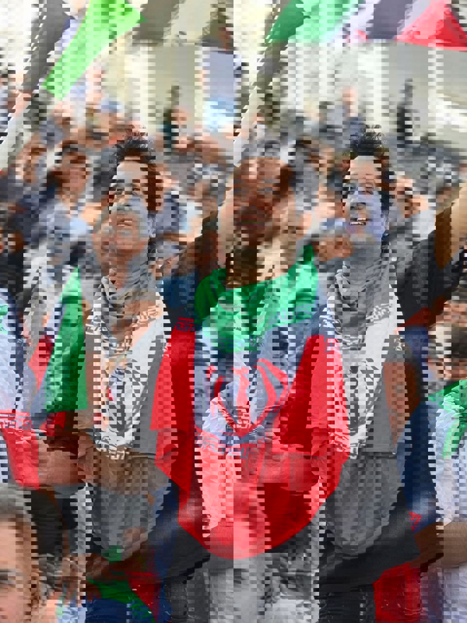 2220841