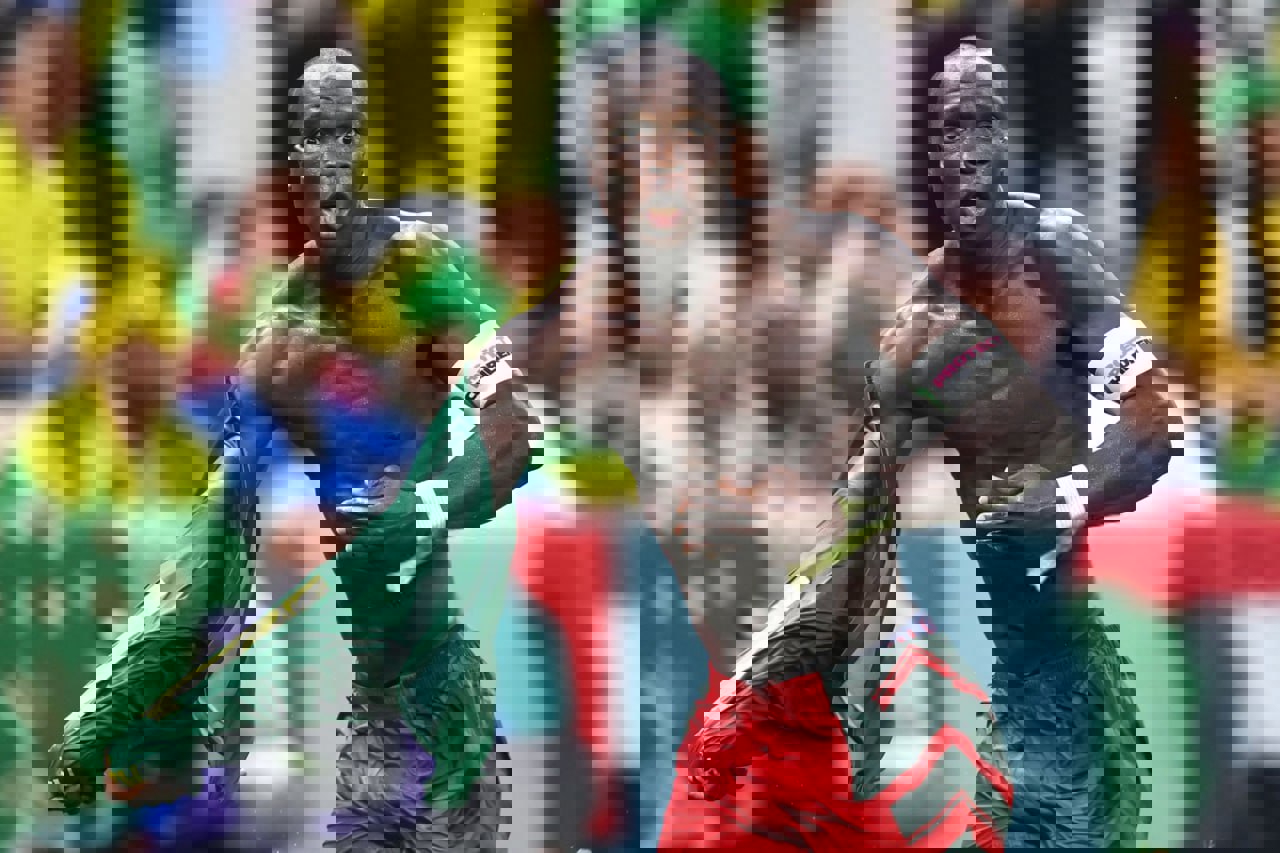 2220911